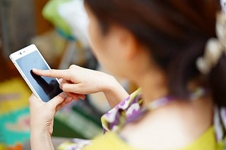 自分のお気に入りの画像を見せてくる