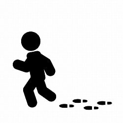 足跡をつけて回る